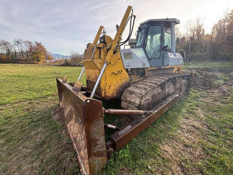 Komatsu D65EX-12 - Máy ủi: hình 3 Komatsu D65EX-12 - Máy ủi: hình 3