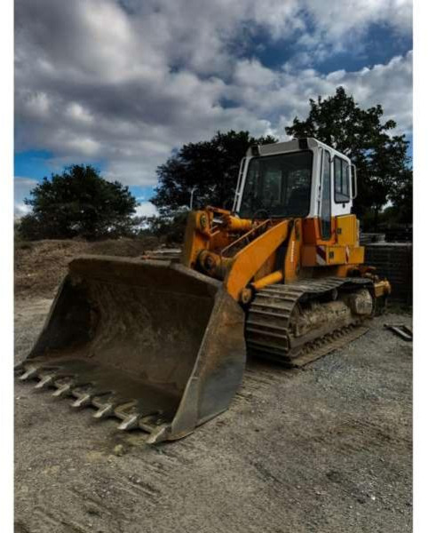 Komatsu DRP060-4A - Máy xúc lật bánh xích: hình 1 Komatsu DRP060-4A - Máy xúc lật bánh xích: hình 1
