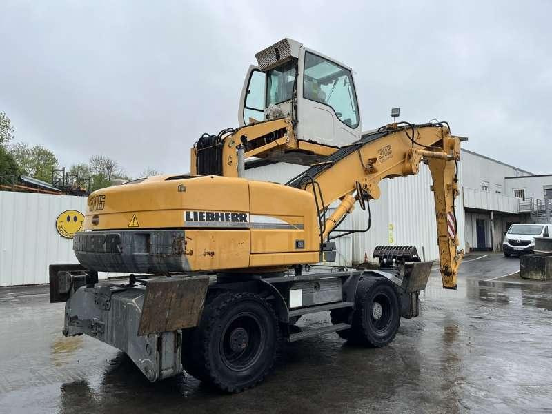 Liebherr A316 LITRONIC - Máy cạp rác/ Công nghiệp: hình 4 Liebherr A316 LITRONIC - Máy cạp rác/ Công nghiệp: hình 4