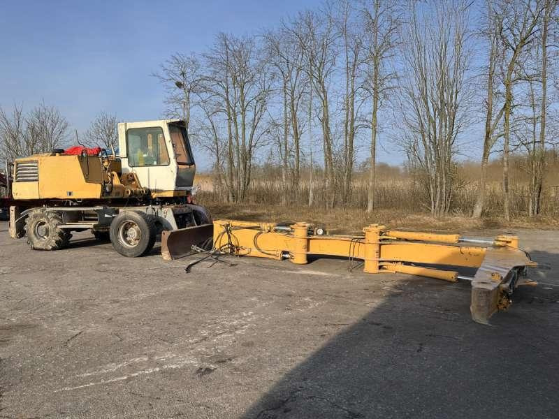 Liebherr A316 - POUR PIECES - Máy xúc bánh lốp: hình 1 Liebherr A316 - POUR PIECES - Máy xúc bánh lốp: hình 1