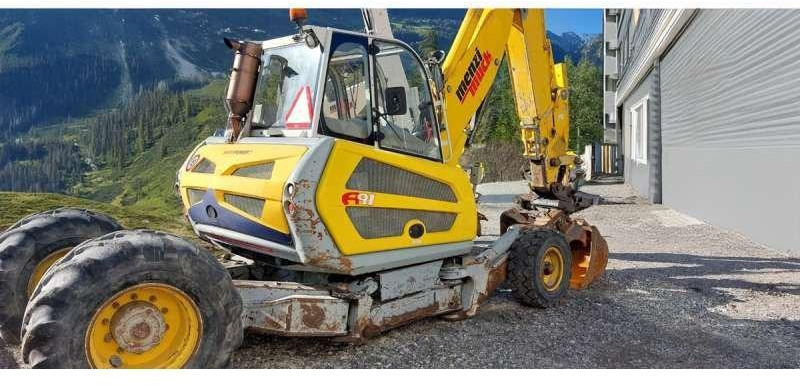 MENZI MUCK A91F MOBIL - Máy xúc đi bộ: hình 1 MENZI MUCK A91F MOBIL - Máy xúc đi bộ: hình 1