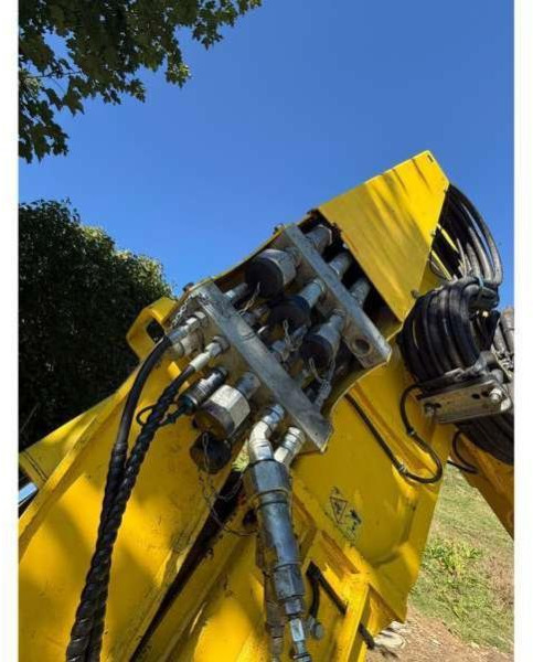 MENZI MUCK M525 - Máy xúc đi bộ: hình 4 MENZI MUCK M525 - Máy xúc đi bộ: hình 4