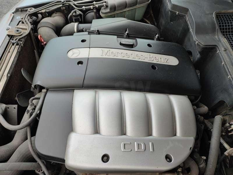 SUV Mercedes G 270 2.7 CDI: hình 29
