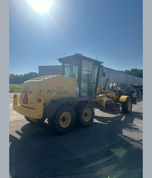 New Holland F106.6A 6X6 MACHINE SUISSE - Máy san: hình 5 New Holland F106.6A 6X6 MACHINE SUISSE - Máy san: hình 5