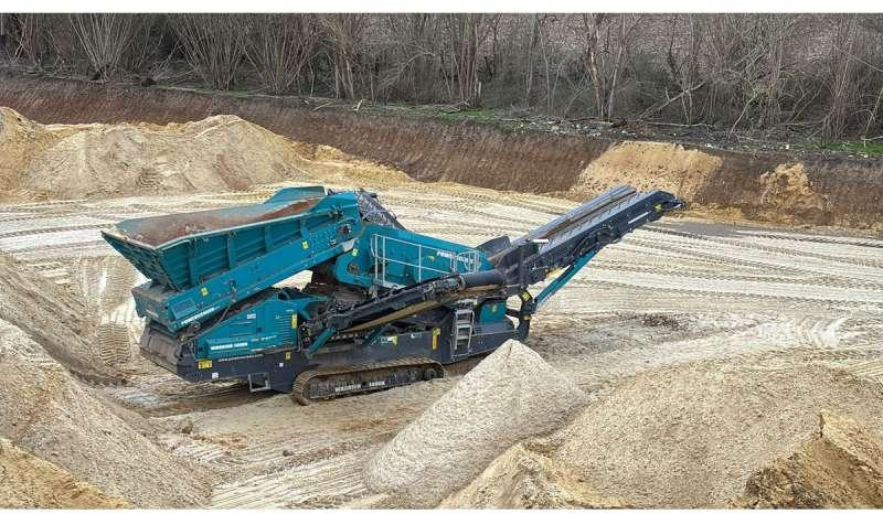 Powerscreen WARRIOR 1400X - Máy sàng: hình 1 Powerscreen WARRIOR 1400X - Máy sàng: hình 1