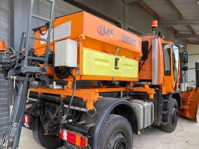 Unimog UNIMOG - Xe dọn tuyết: hình 4 Unimog UNIMOG - Xe dọn tuyết: hình 4
