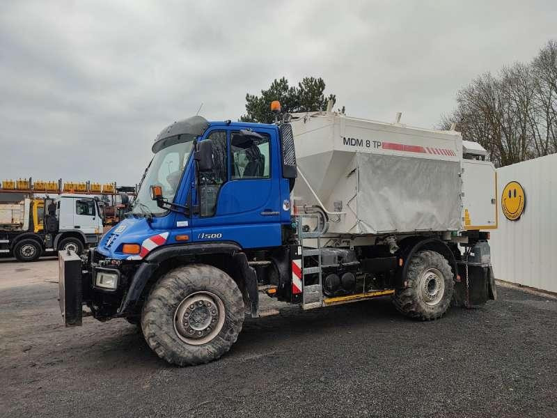 Unimog UNIMOG U500 - Trang thiết bị bón phân: hình 3 Unimog UNIMOG U500 - Trang thiết bị bón phân: hình 3