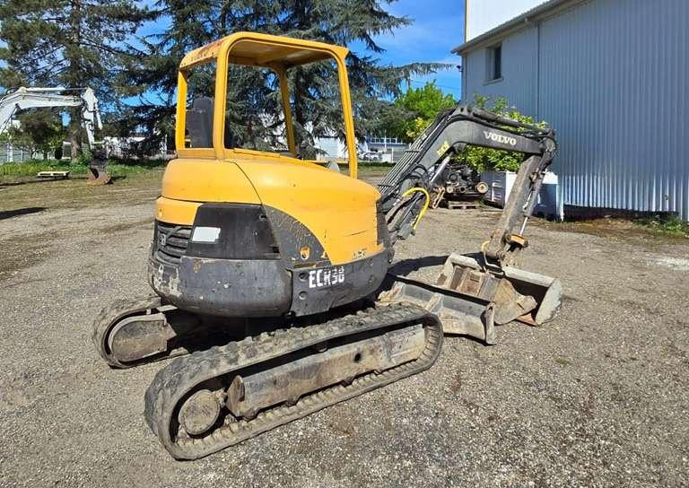 Volvo ECR38 - Máy xúc mini: hình 4 Volvo ECR38 - Máy xúc mini: hình 4