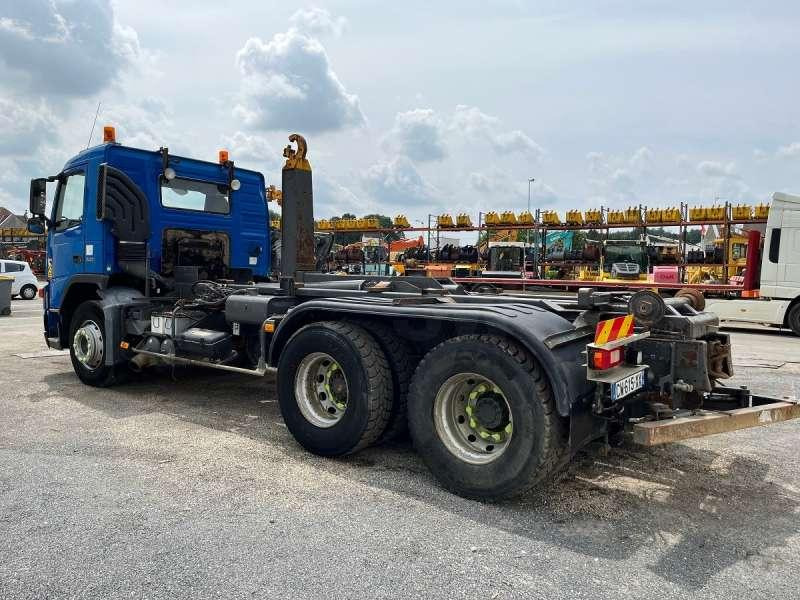 Volvo FM12 - 340 - Xe tải nâng móc: hình 5 Volvo FM12 - 340 - Xe tải nâng móc: hình 5