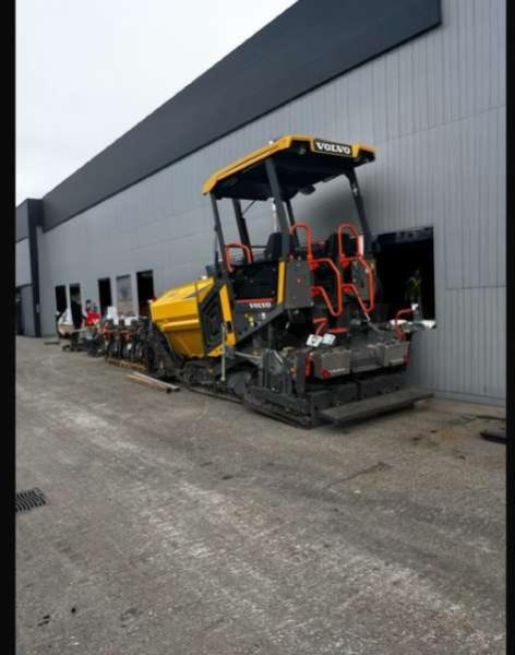 Volvo P2820D MACHINE SUISSE - Máy lát nhựa đường: hình 2 Volvo P2820D MACHINE SUISSE - Máy lát nhựa đường: hình 2