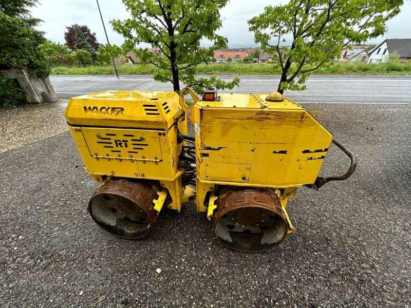Wacker RT820CC - Máy đầm: hình 3 Wacker RT820CC - Máy đầm: hình 3