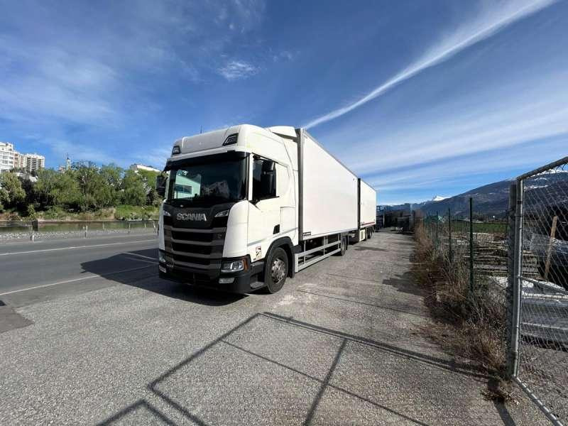 Scania R450 4X2 - Xe đầu kéo: hình 4 Scania R450 4X2 - Xe đầu kéo: hình 4