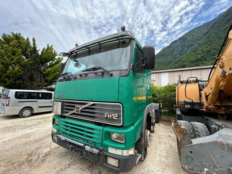 Volvo FH12-420 4X2 - Xe đầu kéo: hình 5 Volvo FH12-420 4X2 - Xe đầu kéo: hình 5