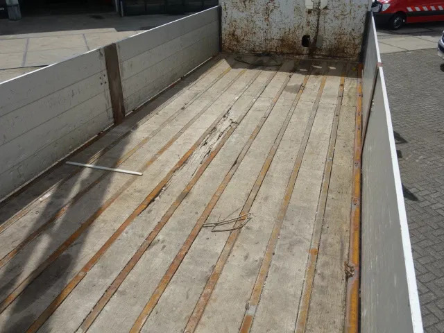 DAF CF 360 6X4 MANUAL GEAR STEELSPRINGS 18,5 TON PALFINKER - Xe tải thùng lửng/ Phẳng, Xe cẩu tự hành: hình 4 DAF CF 360 6X4 MANUAL GEAR STEELSPRINGS 18,5 TON PALFINKER - Xe tải thùng lửng/ Phẳng, Xe cẩu tự hành: hình 4