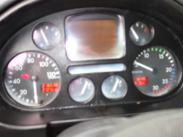 DAF CF 85.430 8X4 EURO3 WITH AIRCO - Xe tải khung gầm: hình 3 DAF CF 85.430 8X4 EURO3 WITH AIRCO - Xe tải khung gầm: hình 3