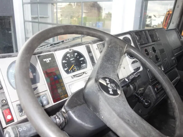 Xe tải nâng móc MAN 35-364 8X4: hình 10