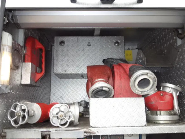 Mercedes-Benz 1325 godiva pump bomberos - Xe tải cứu hỏa: hình 5 Mercedes-Benz 1325 godiva pump bomberos - Xe tải cứu hỏa: hình 5