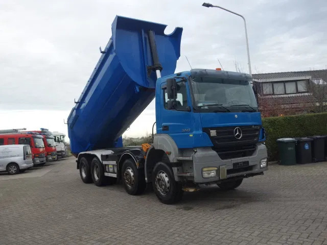 Mercedes-Benz Axor 3243 8X4 - Xe ben: hình 1 Mercedes-Benz Axor 3243 8X4 - Xe ben: hình 1
