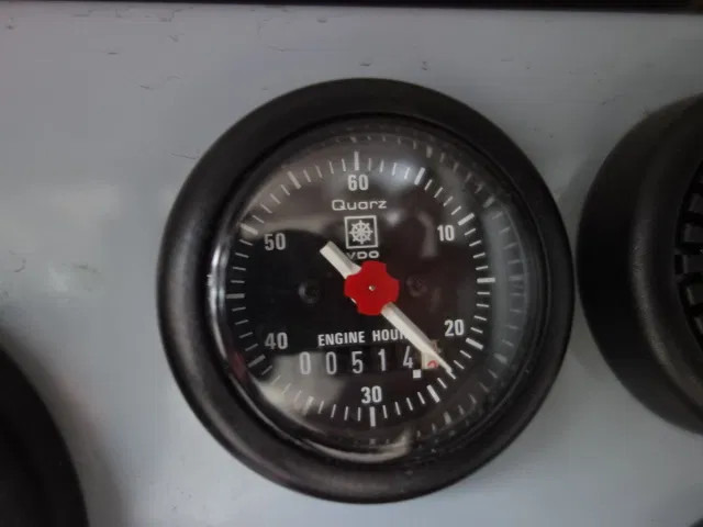 Volvo -330 2000 LITER WATER TANK KRONEBURGPUMP - Xe tải cứu hỏa: hình 4 Volvo -330 2000 LITER WATER TANK KRONEBURGPUMP - Xe tải cứu hỏa: hình 4