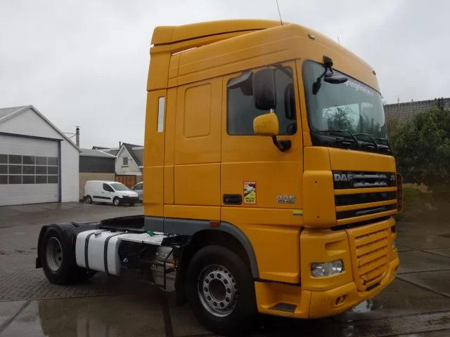 DAF XF 105.460 2 diesel tanken - Xe đầu kéo: hình 1 DAF XF 105.460 2 diesel tanken - Xe đầu kéo: hình 1