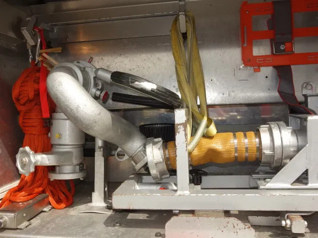 DAF LF 250 METZ 30 meter - Xe tải: hình 4 DAF LF 250 METZ 30 meter - Xe tải: hình 4