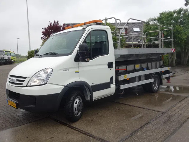 Iveco Daily 40C15 SKY WORKER PLATFORM - Xe tải nhỏ: hình 2 Iveco Daily 40C15 SKY WORKER PLATFORM - Xe tải nhỏ: hình 2