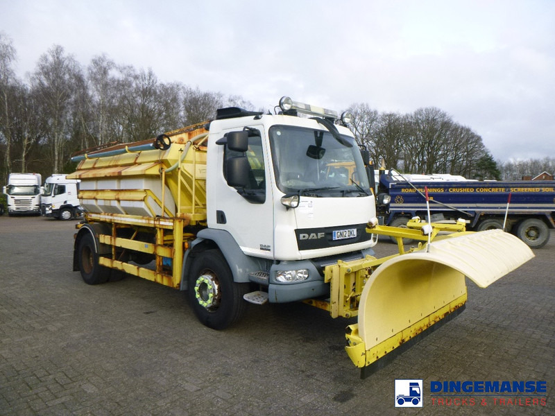 DAF LF 55.220 4X2 RHD salt spreader / gritter - Xe dọn tuyết: hình 2 DAF LF 55.220 4X2 RHD salt spreader / gritter - Xe dọn tuyết: hình 2