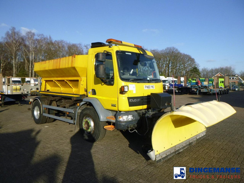 DAF LF 55.220 4x2 RHD gritter / snow plough - Xe dọn tuyết: hình 2 DAF LF 55.220 4x2 RHD gritter / snow plough - Xe dọn tuyết: hình 2