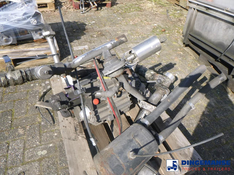 Gardner Denver Hydraulic compressor set X140 - Động cơ và các bộ phận: hình 4 Gardner Denver Hydraulic compressor set X140 - Động cơ và các bộ phận: hình 4