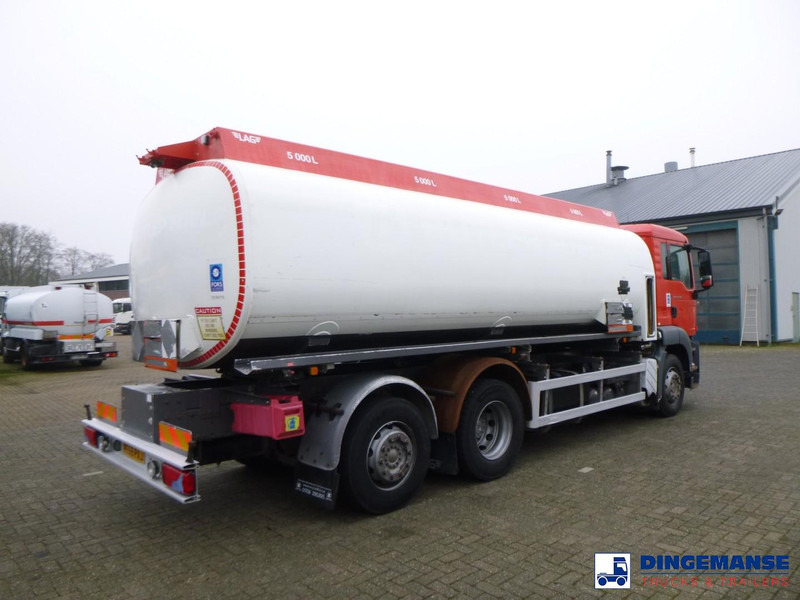 MAN TGS 26.320 6X2 RHD fuel tank 20 m3 / 4 comp - Xe bồn: hình 4 MAN TGS 26.320 6X2 RHD fuel tank 20 m3 / 4 comp - Xe bồn: hình 4