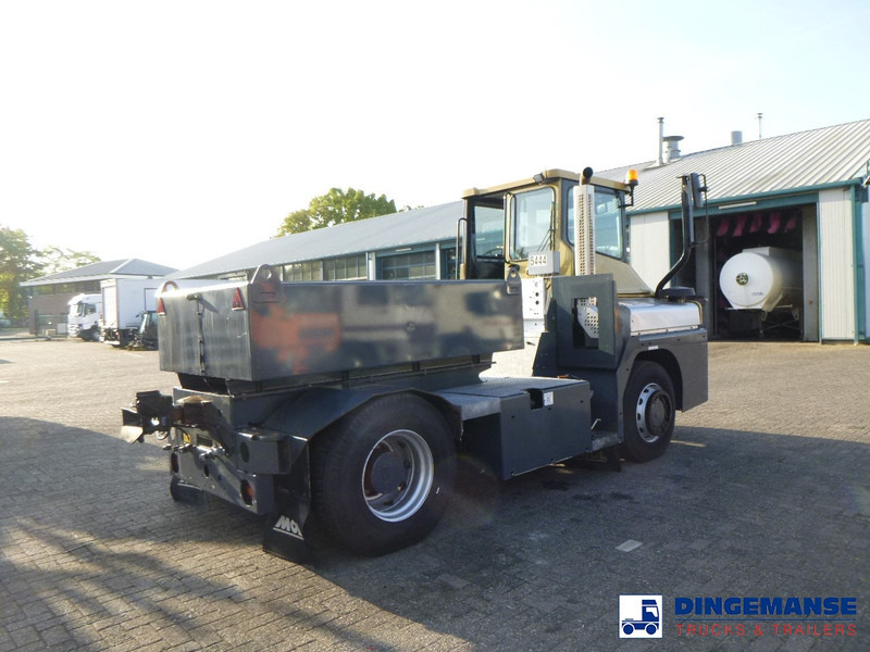 MOL RM 255 4X4 terminal drawbar tractor 150 ton - Máy cày trạm: hình 4 MOL RM 255 4X4 terminal drawbar tractor 150 ton - Máy cày trạm: hình 4