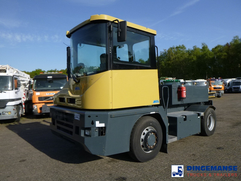 MOL RM 255 4X4 terminal drawbar tractor 150 ton - Máy cày trạm: hình 1 MOL RM 255 4X4 terminal drawbar tractor 150 ton - Máy cày trạm: hình 1