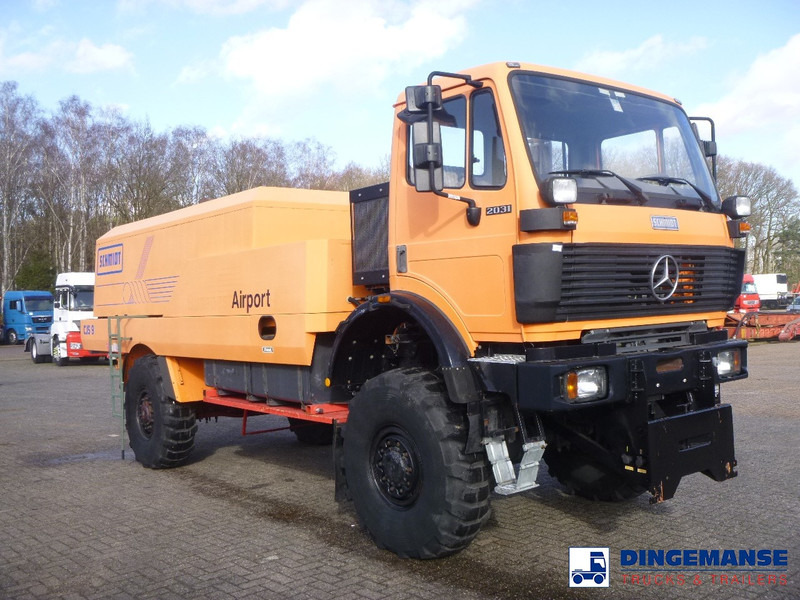 Mercedes-Benz SK 2031 4x4x4 Schmidt CJS9 airport sweeper snow plough - Xe dọn tuyết: hình 5 Mercedes-Benz SK 2031 4x4x4 Schmidt CJS9 airport sweeper snow plough - Xe dọn tuyết: hình 5