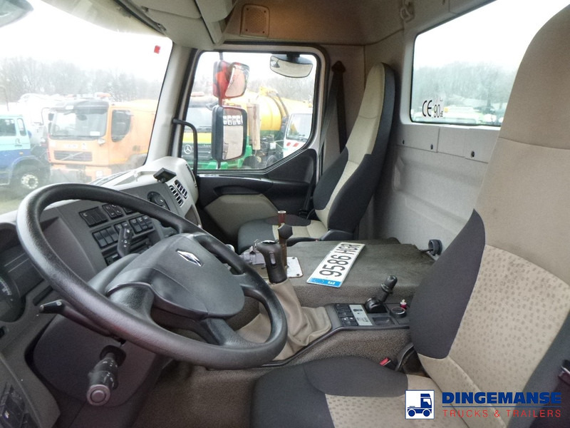 Interior photo 2: Cho thuê Renault Kerax 380 DXI 4x4 Euro 5 chassis + PTO Renault Kerax 380 DXI 4x4 Euro 5 chassis + PTO