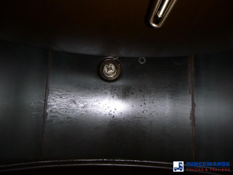 Cho thuê Renault Midlum 220 dci 4x2 fuel tank 10.5 m3 / 4 comp Renault Midlum 220 dci 4x2 fuel tank 10.5 m3 / 4 comp: hình 18 Cho thuê Renault Midlum 220 dci 4x2 fuel tank 10.5 m3 / 4 comp Renault Midlum 220 dci 4x2 fuel tank 10.5 m3 / 4 comp: hình 18