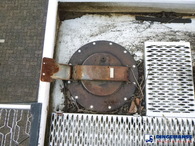 Cho thuê Renault Midlum 220 dci 4x2 fuel tank 10.5 m3 / 4 comp Renault Midlum 220 dci 4x2 fuel tank 10.5 m3 / 4 comp: hình 15 Cho thuê Renault Midlum 220 dci 4x2 fuel tank 10.5 m3 / 4 comp Renault Midlum 220 dci 4x2 fuel tank 10.5 m3 / 4 comp: hình 15