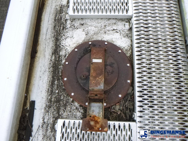 Cho thuê Renault Midlum 220 dci 4x2 fuel tank 10.5 m3 / 4 comp Renault Midlum 220 dci 4x2 fuel tank 10.5 m3 / 4 comp: hình 17 Cho thuê Renault Midlum 220 dci 4x2 fuel tank 10.5 m3 / 4 comp Renault Midlum 220 dci 4x2 fuel tank 10.5 m3 / 4 comp: hình 17