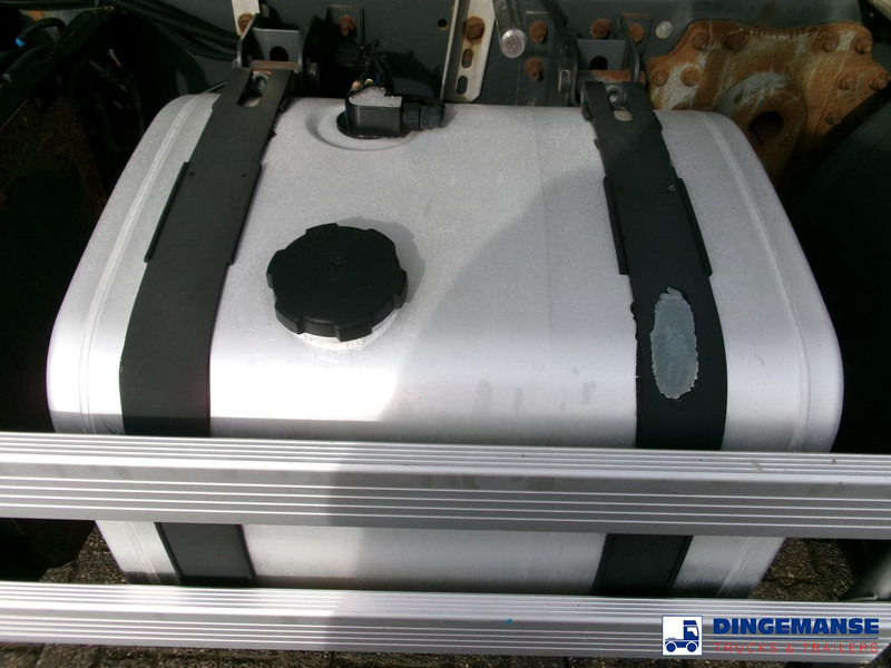 Volvo FE 280 4X2 fuel tank 13.6 m3 / 4 comp / ADR 07/07/24 - Xe bồn: hình 5 Volvo FE 280 4X2 fuel tank 13.6 m3 / 4 comp / ADR 07/07/24 - Xe bồn: hình 5