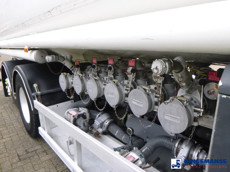 Volvo FE 340 6x2 fuel tank 22.1 m3 / 6 comp - Xe bồn: hình 5 Volvo FE 340 6x2 fuel tank 22.1 m3 / 6 comp - Xe bồn: hình 5