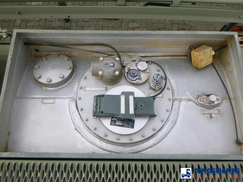 Bồn chứa WEW (Westerwälder Eisenwerk) Fuel (kerosene, diesel) tank container 20 ft. inox 10 m3 / 1 comp + pump: hình 18 Bồn chứa WEW (Westerwälder Eisenwerk) Fuel (kerosene, diesel) tank container 20 ft. inox 10 m3 / 1 comp + pump: hình 18