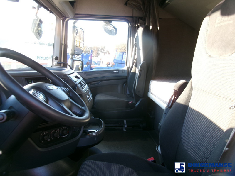 Interior photo 1: Xe đầu kéo DAF XF 460 4x2 Euro 6 + Hydraulics