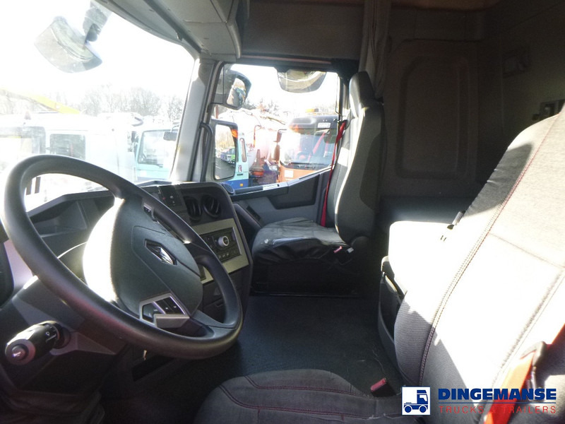 Interior photo 1: Xe đầu kéo Renault T 460 4x2 Euro 6 + ADR