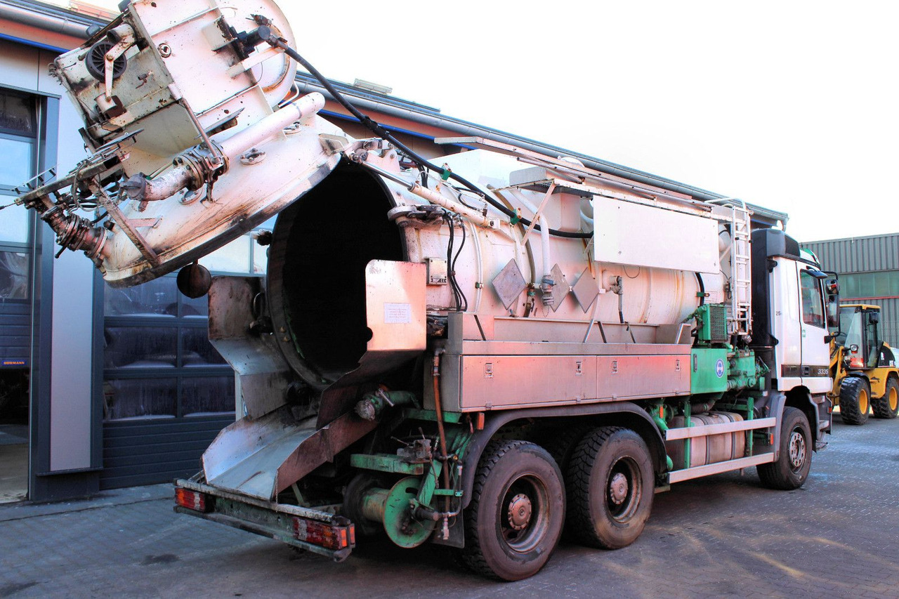 Mercedes-Benz Actros 3335 6x4 Kroll 13m³ HD-Kombi ADR/GGVS V2A - Xe tải chân không: hình 3 Mercedes-Benz Actros 3335 6x4 Kroll 13m³ HD-Kombi ADR/GGVS V2A - Xe tải chân không: hình 3