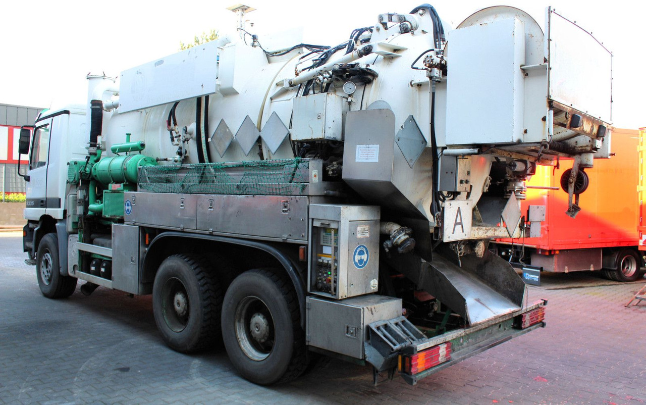 Mercedes-Benz Actros 3335 6x4 Kroll 13m³ HD-Kombi ADR/GGVS V2A - Xe tải chân không: hình 5 Mercedes-Benz Actros 3335 6x4 Kroll 13m³ HD-Kombi ADR/GGVS V2A - Xe tải chân không: hình 5