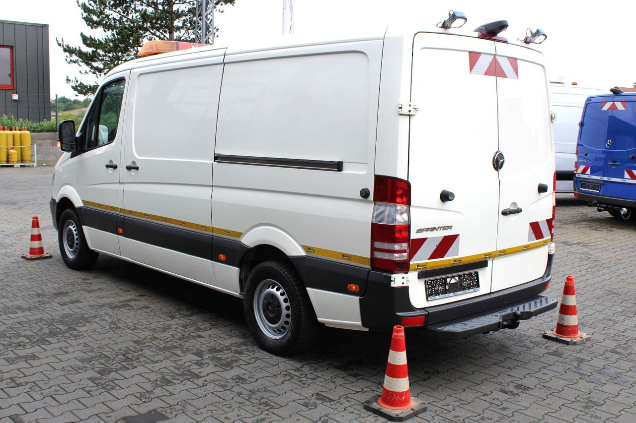Mercedes-Benz Sprinter 316 CDI + Leistikow 1m³ HD-Spüler 3,5t - Xe tải chân không: hình 3 Mercedes-Benz Sprinter 316 CDI + Leistikow 1m³ HD-Spüler 3,5t - Xe tải chân không: hình 3