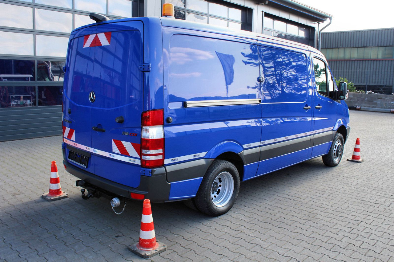 Mercedes-Benz Sprinter 516 CDI +Leistikow 1,4m³ HD-Spüler 2xHD - Xe tải chân không: hình 5 Mercedes-Benz Sprinter 516 CDI +Leistikow 1,4m³ HD-Spüler 2xHD - Xe tải chân không: hình 5