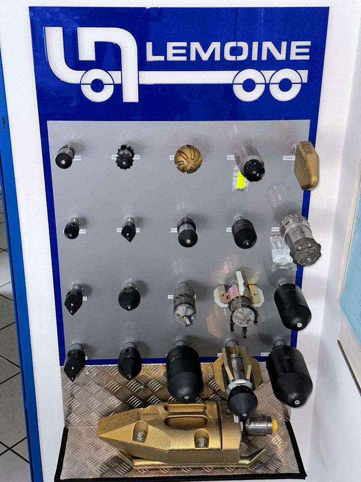 Scania R450 8x4 Kroll 19m³ W-Rückgewinner Kombi-HD +ADR - Xe tải chân không: hình 5 Scania R450 8x4 Kroll 19m³ W-Rückgewinner Kombi-HD +ADR - Xe tải chân không: hình 5