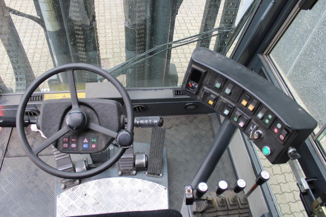 Dantruck 9890GD - Xe nâng gas: hình 4 Dantruck 9890GD - Xe nâng gas: hình 4