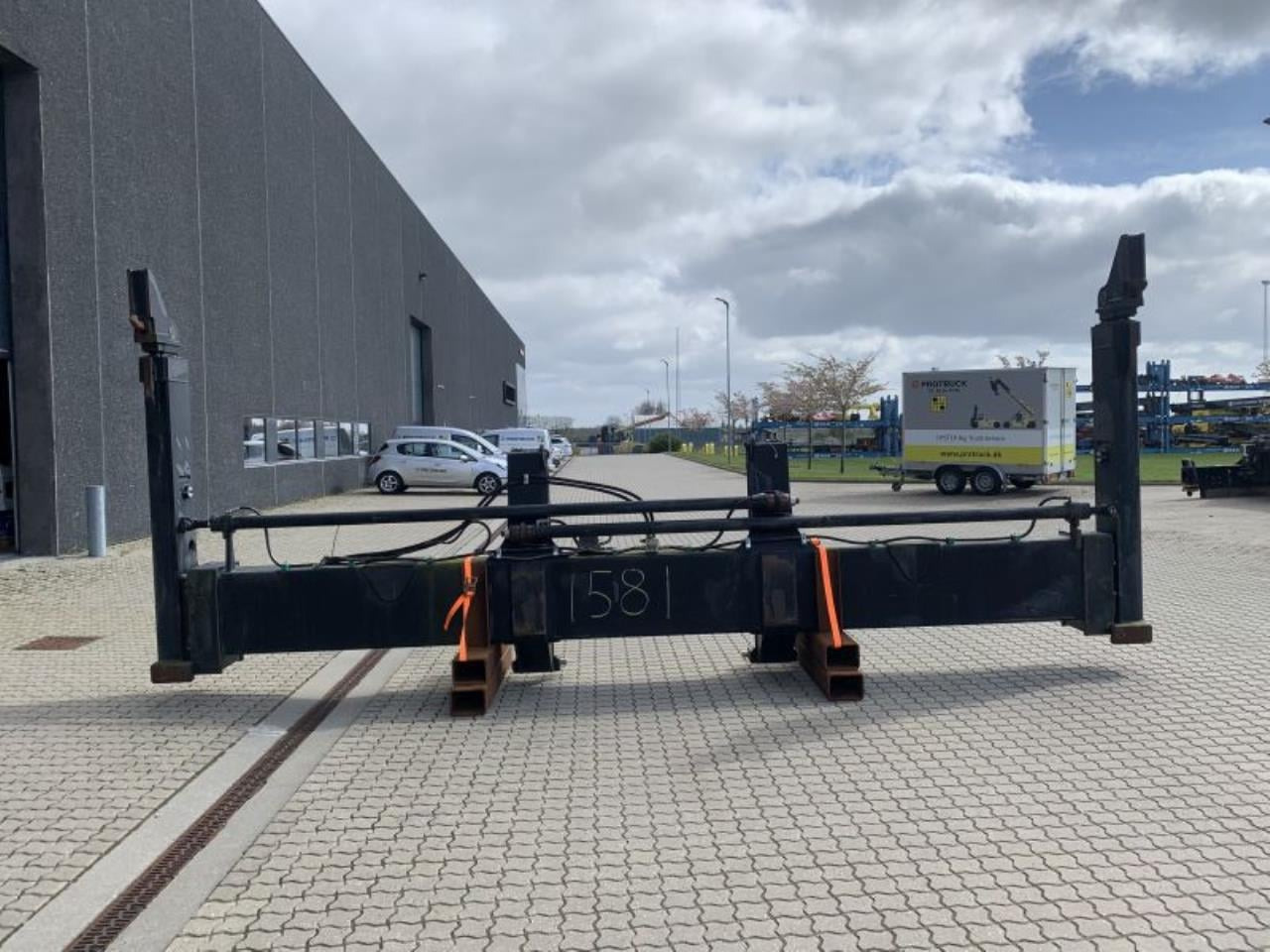 ELME 20"- 40" - Đính kèm cho Thiết bị xử lý vật liệu: hình 1 ELME 20"- 40" - Đính kèm cho Thiết bị xử lý vật liệu: hình 1