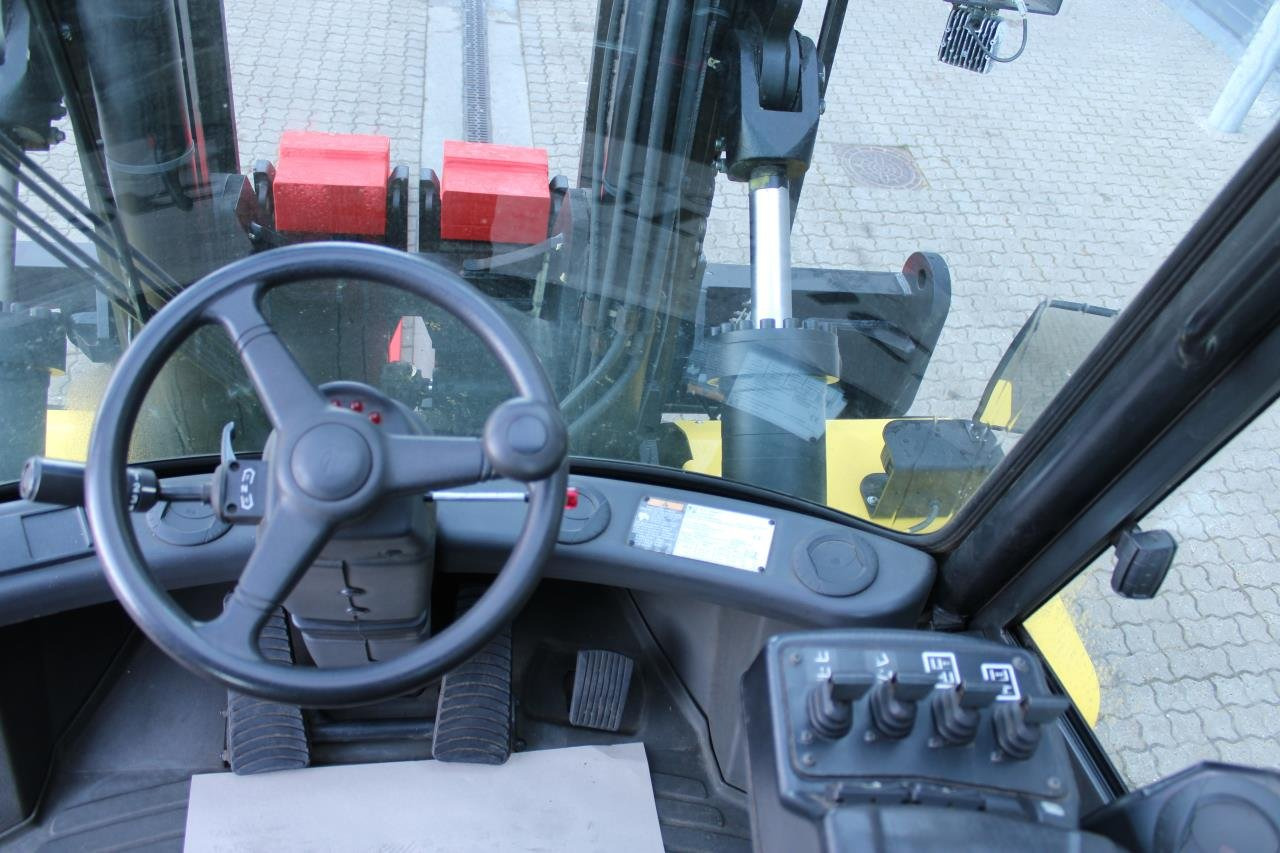 Hyster H16.00XM-12 - Xe nâng diesel: hình 4 Hyster H16.00XM-12 - Xe nâng diesel: hình 4